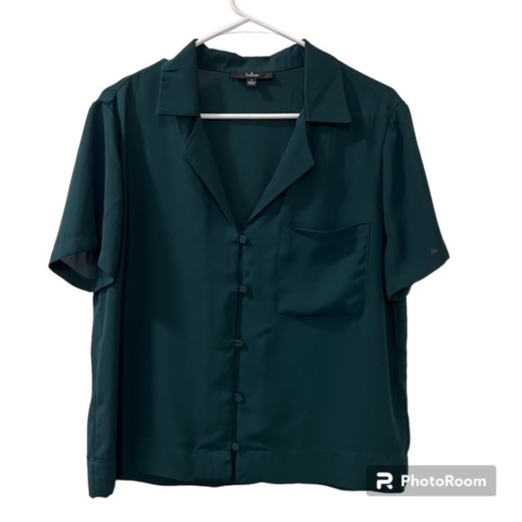Lulu's Dark Green Button-Up Blouse - Picture 1 of 10